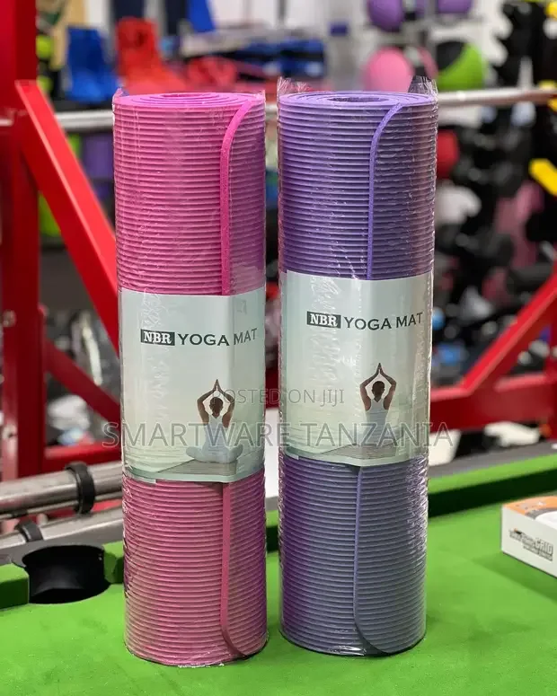 Anti-slip Yoga Mat With Carrying Strap For Men And Women