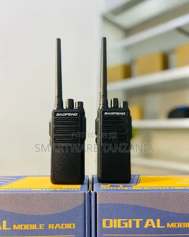 Baofeng Bf-1904 Walkietalkie Uhf 10w Handheld Two-Way DTMF Fm Radio