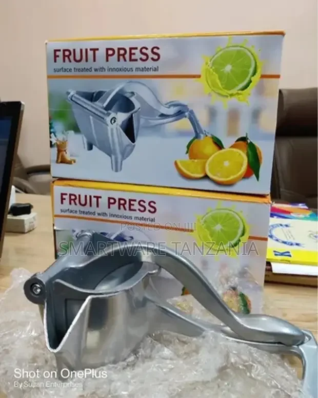 Aluminium Manual Fruit Juicer - Buy in Dar es Salaam, Tanzania | Smartware