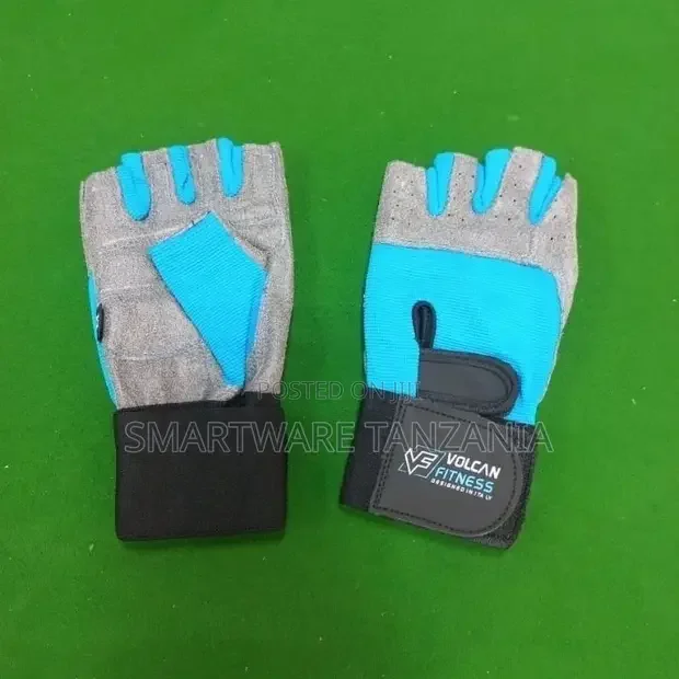 Weightlifting Gloves with Wrist Wraps - Buy in Dar es Salaam, Tanzania | Smartware