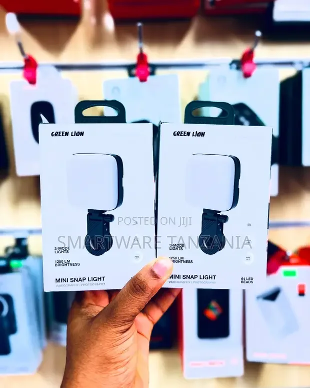 Green Lion Mini Snap Light - 1250lm 3-Mode 64 LED Photo Panel - Buy in Dar es Salaam, Tanzania | Smartware