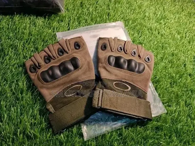 Breathable Gym Gloves for Men and Women - Buy in Dar es Salaam, Tanzania | Smartware