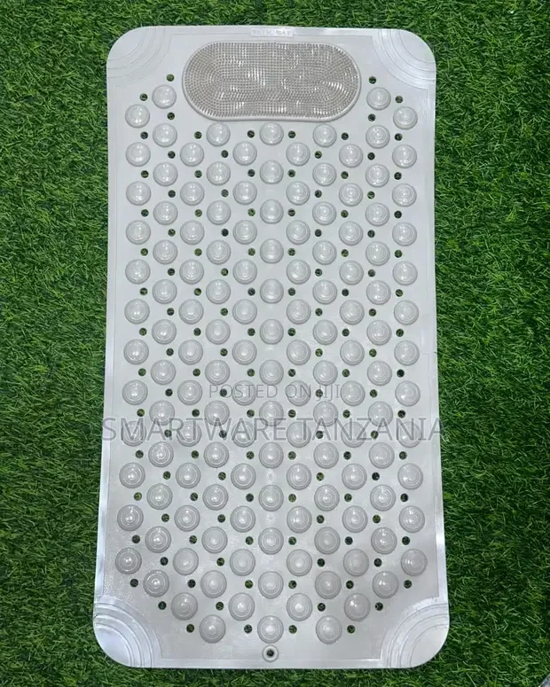 Non-Slip Bath Mat with Suction Cups - Buy in Dar es Salaam, Tanzania | Smartware