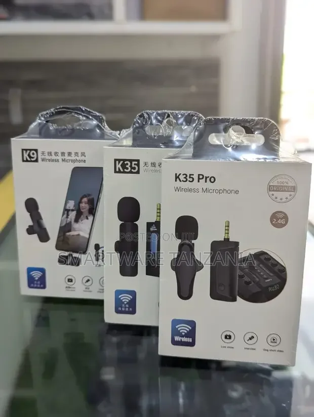 Pro Dual Mic Wireless Lavalier Microphone