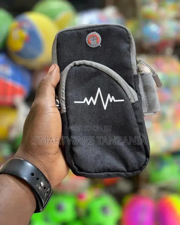 Universal Waterproof Sports Armband - Buy in Dar es Salaam, Tanzania | Smartware