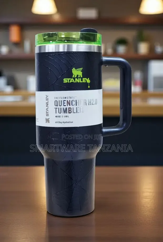 Stanley Quencher H2.0 40oz Halloween Spiderweb Black Green Tumbler